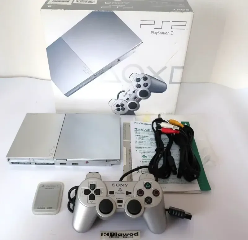 PlayStation 2 Slim (Satin Silver) Thumbnail 2